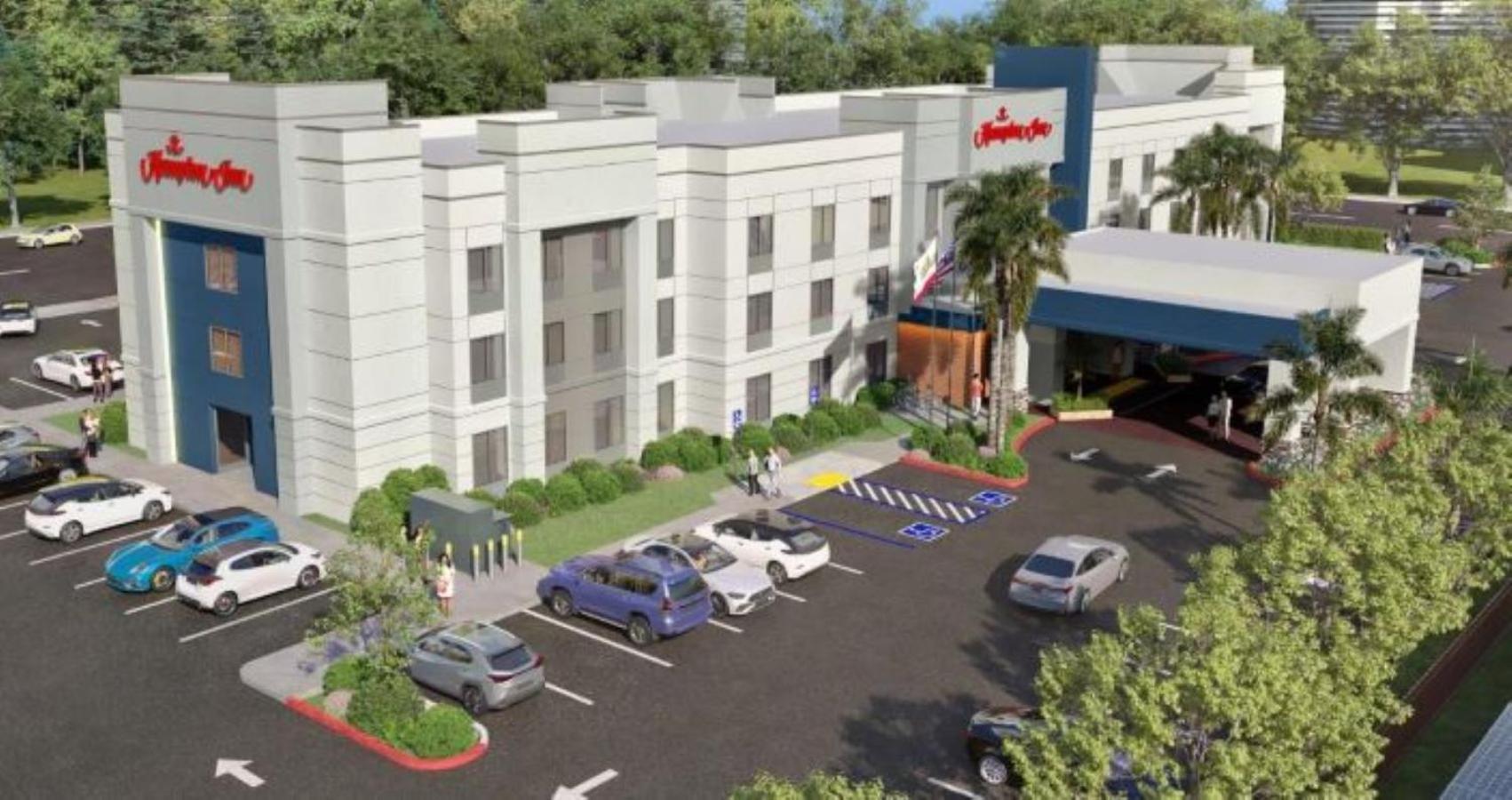 Hampton Inn & Suites Латроп Экстерьер фото