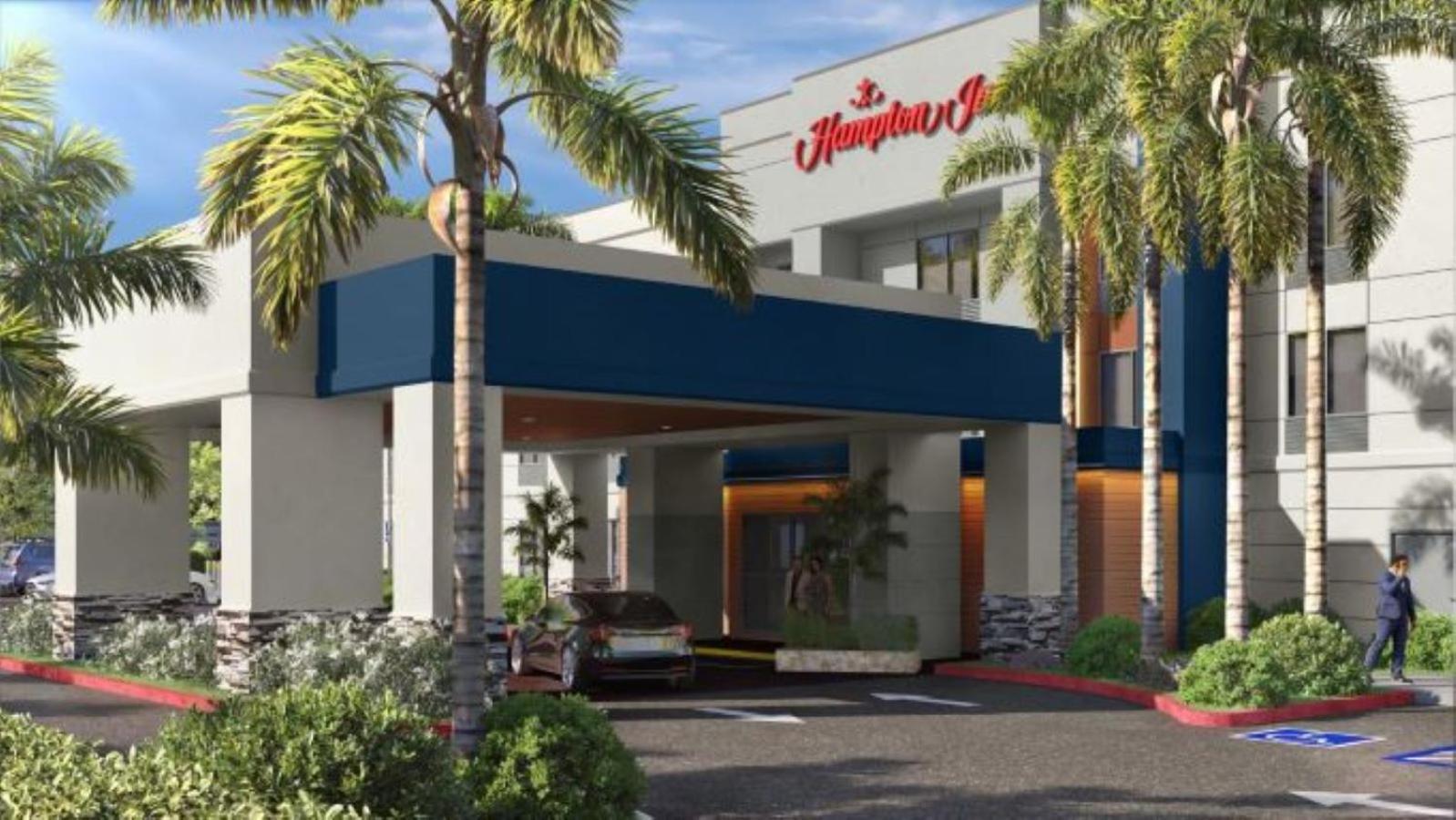 Hampton Inn & Suites Латроп Экстерьер фото